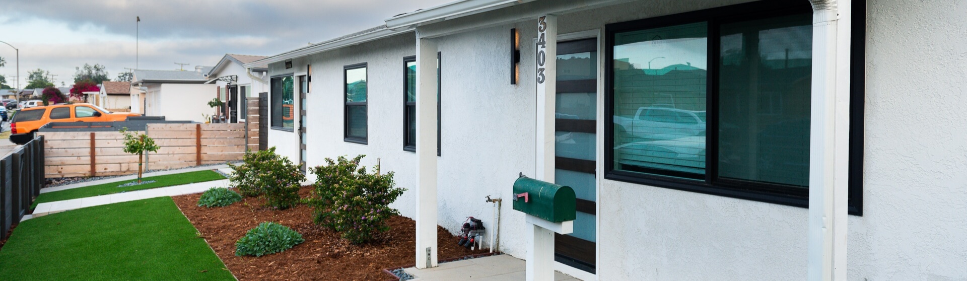 How Do You Design the Perfect Granny Flat backyard layout with modern fencing and hardscape design for ADU planning